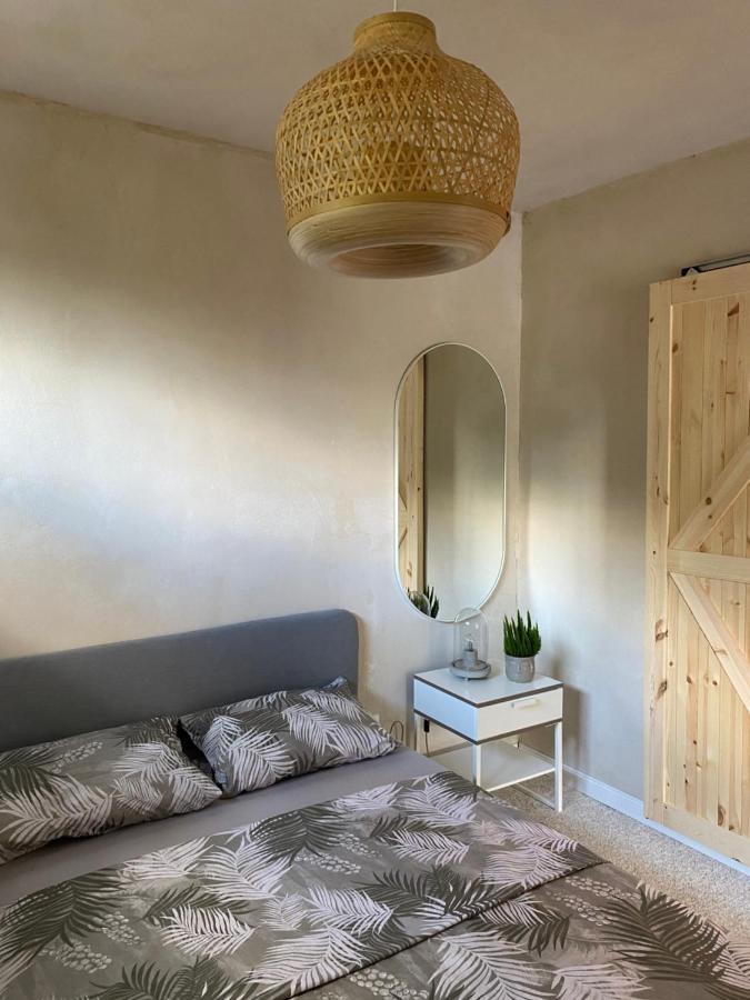 Apartment I